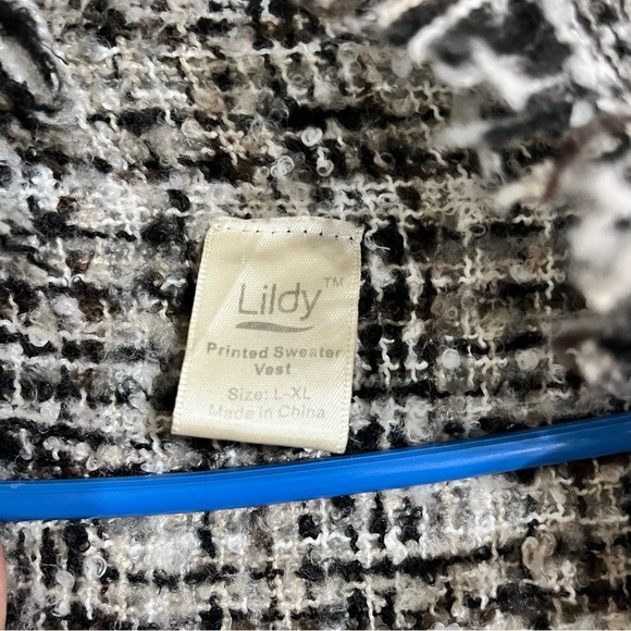 Women’s Lildy Waterfall Sweater Vest Plaid Open Front Size XL Fringe Tan Blk Wht - Picture 4 of 7